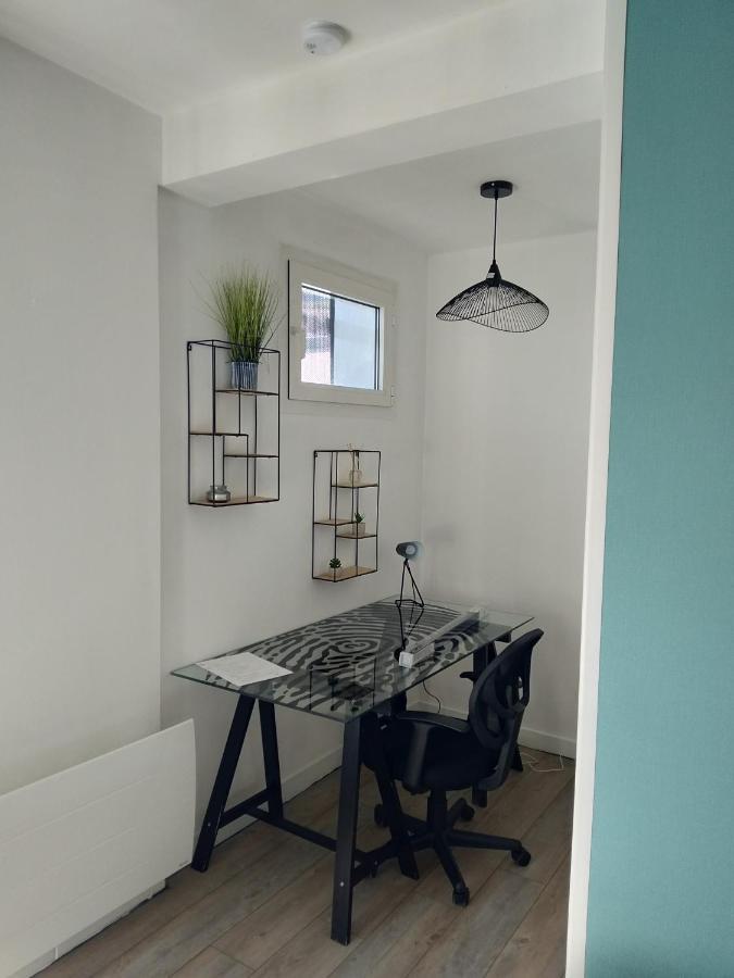 Le Carmelite Apartment Поатие Екстериор снимка